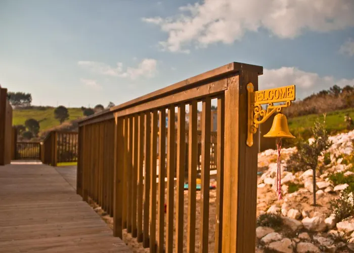 Alojamento de Acomodação e Pequeno-almoço Da Colina 3*